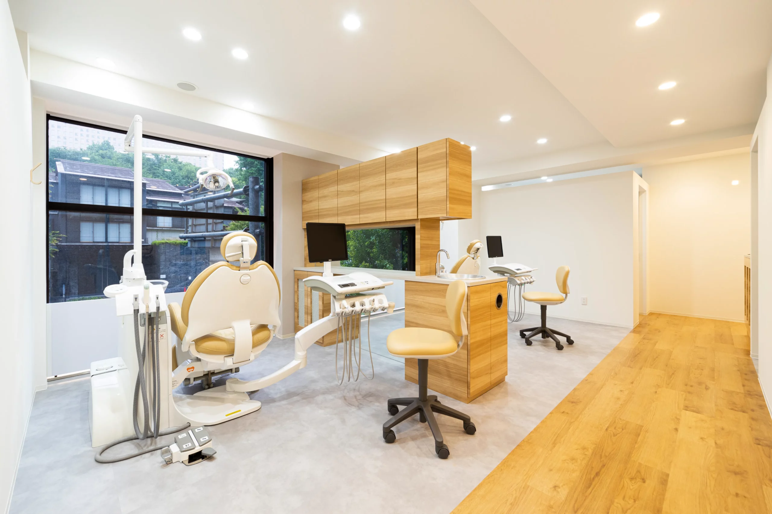 新宿セントラルパーク歯科様