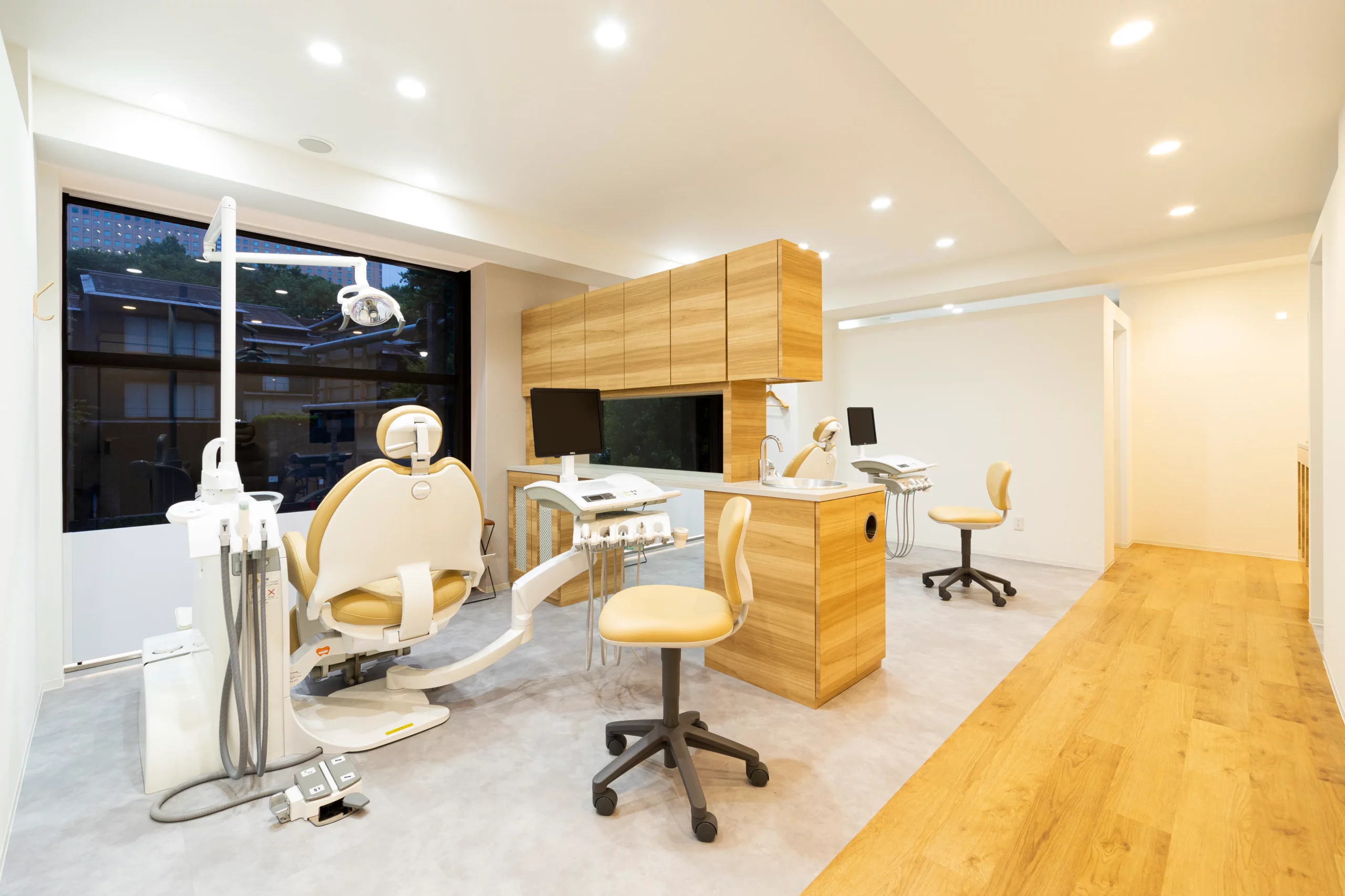 新宿セントラルパーク歯科様